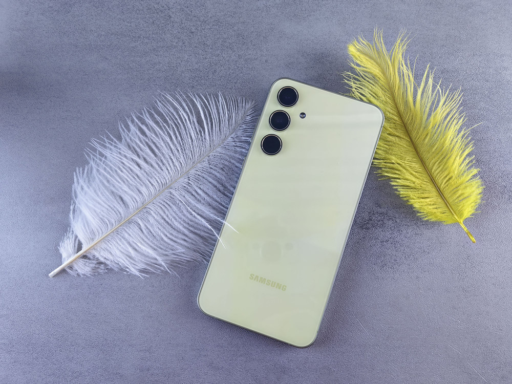Смартфон Samsung як центр розумного дому — що це означає на практиці